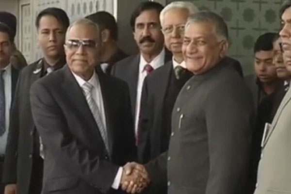 Presiden Banglades melakukan kunjungan di India